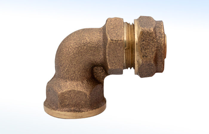 96PF RUGO - CODO COMBINADO FIERRO PLASTICO 13 MM.